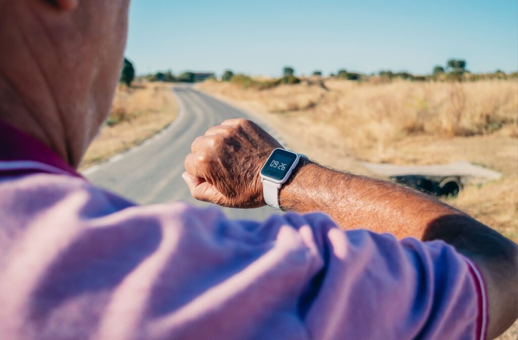 do seniors need a smartwatch
